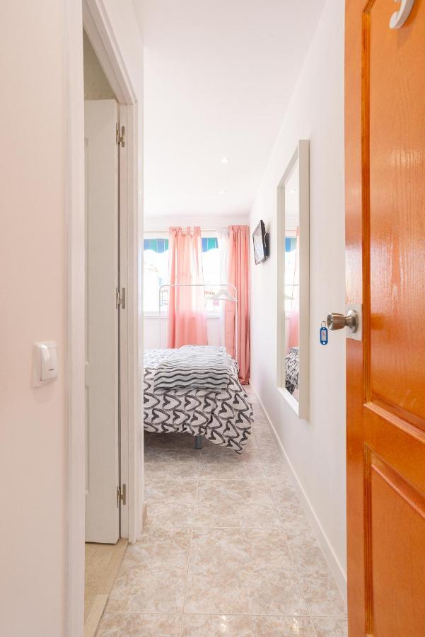 Rooms Breeze & Sun มาลากา ภายนอก รูปภาพ