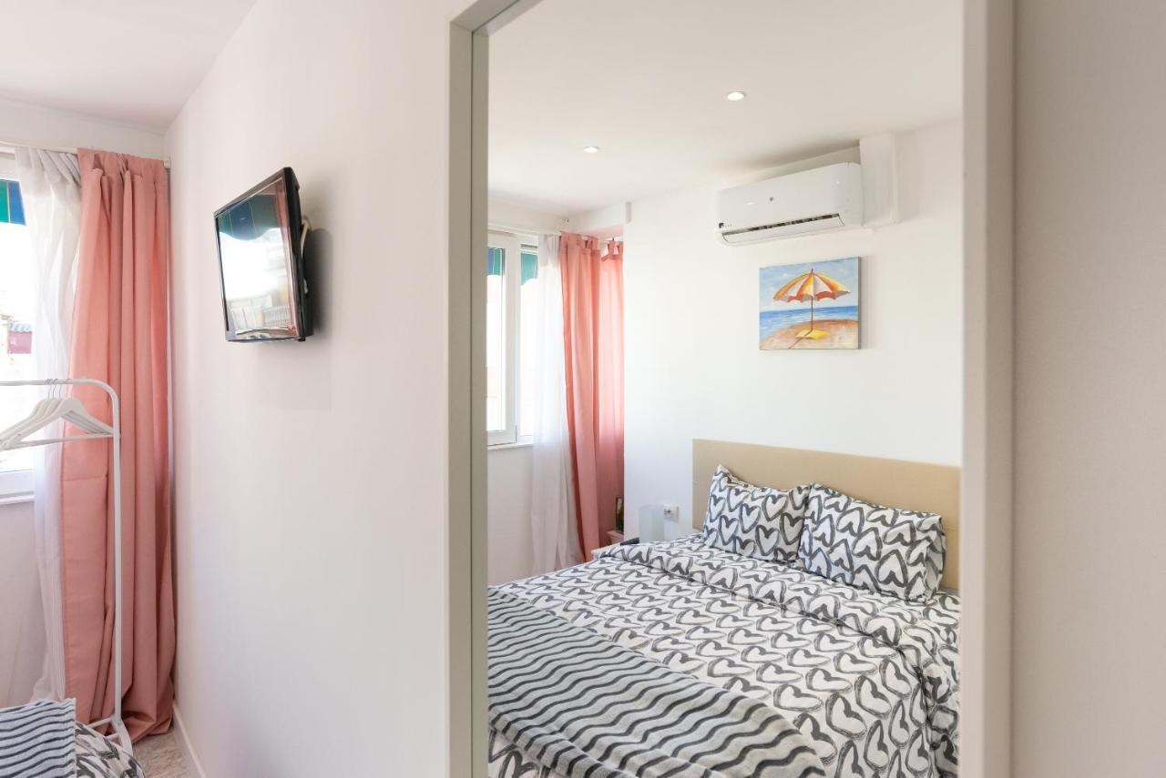Rooms Breeze & Sun มาลากา ภายนอก รูปภาพ
