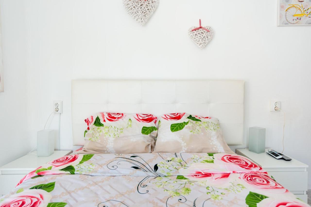 Rooms Breeze & Sun มาลากา ภายนอก รูปภาพ